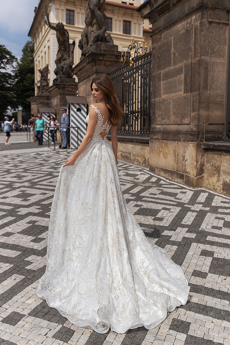Leyla — кадр 2 из 3