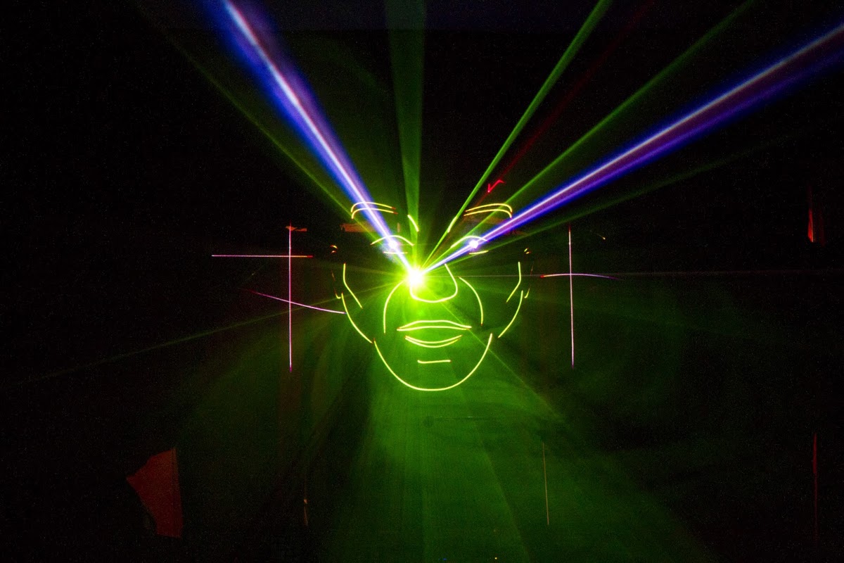 Laserus