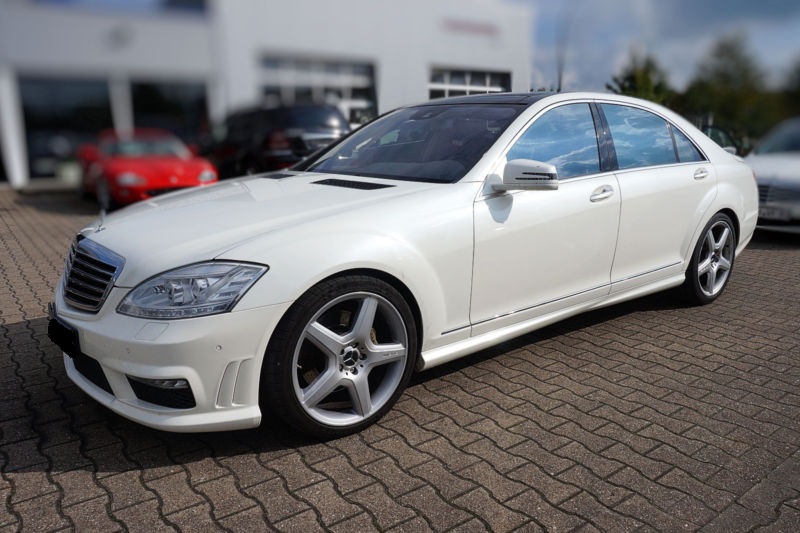 Mercedes S-221