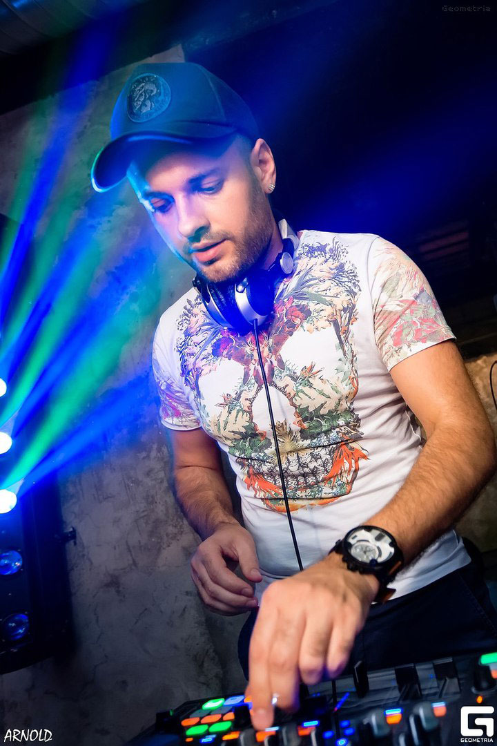 DJ Ken — кадр 5 из 27