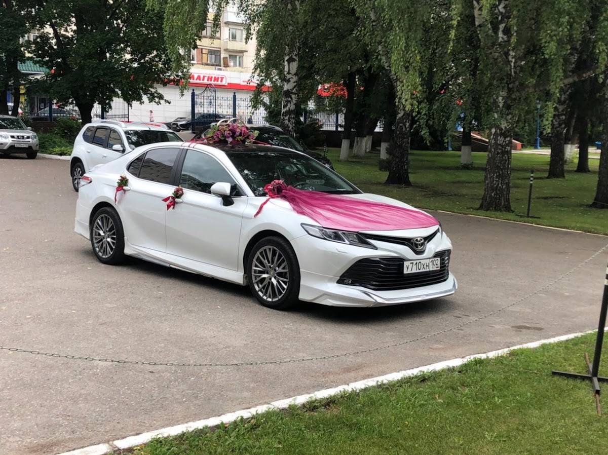 Toyota Camry 70v