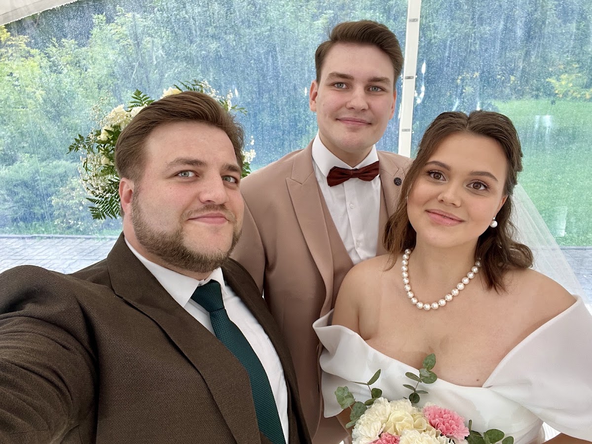 Селфи с молодыми