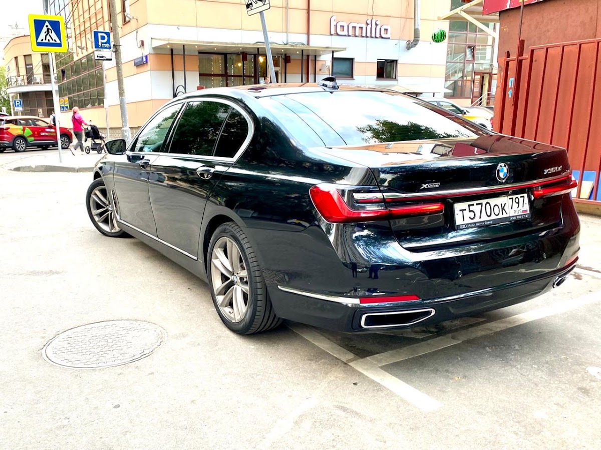 BMW 750 LONG гос.N570