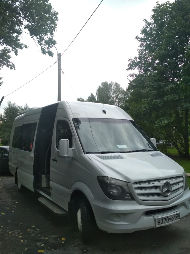 Mercedes Sprinter 19 мест