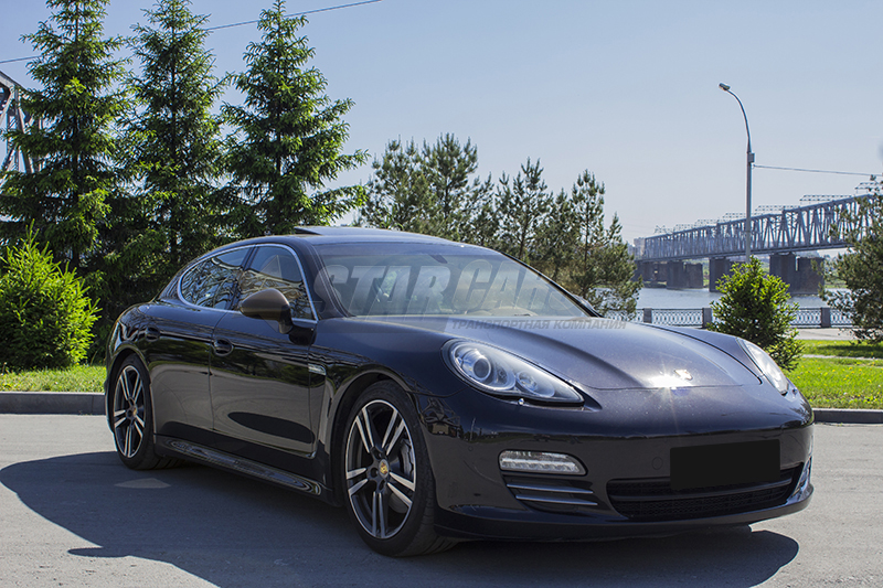 Porsche Panamera 4S Executive — кадр 2 из 5
