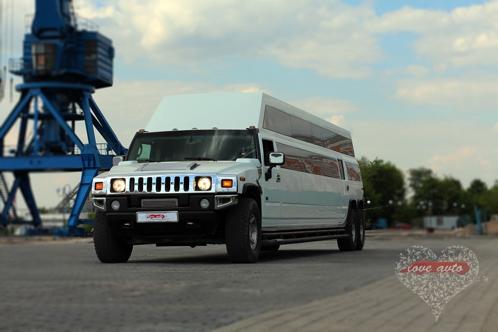 Hummer H2 Mega 30 мест