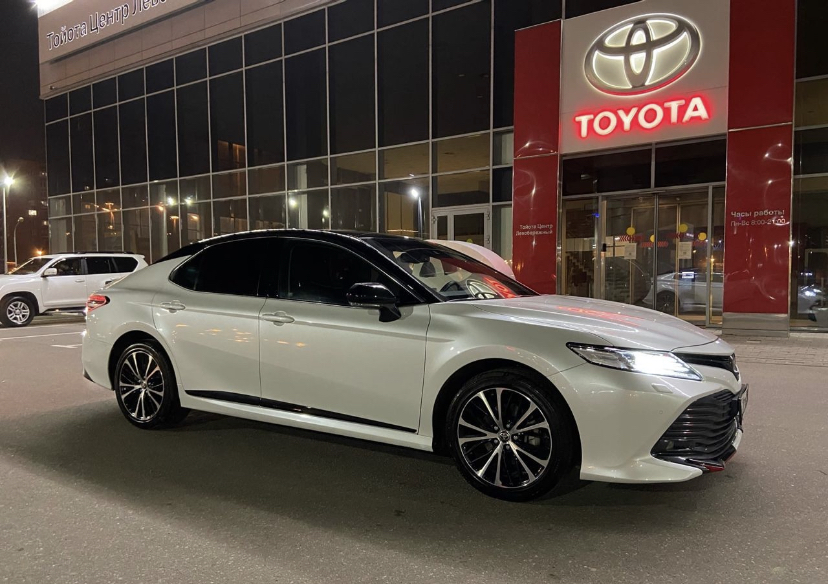 Toyota Camry V70 — кадр 3 из 6