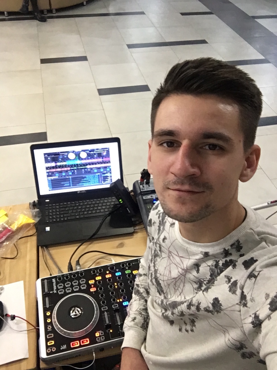 Dj Onelove