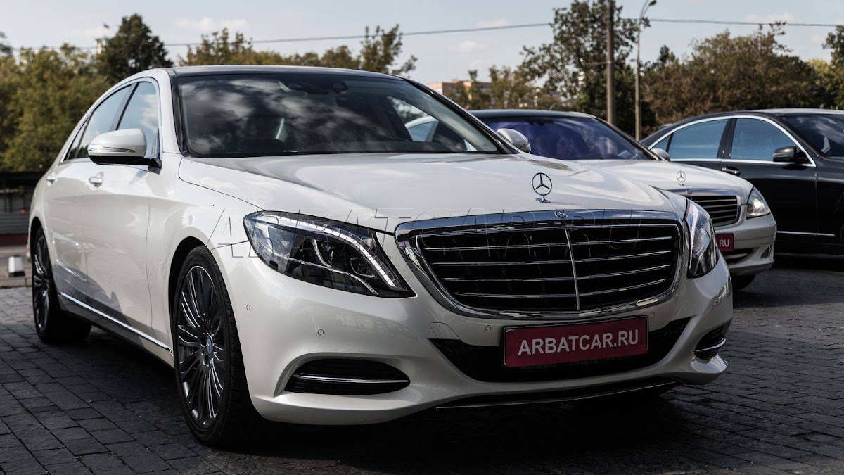 Mercedes S500 (w222) белый на светлом салоне — кадр 2 из 7