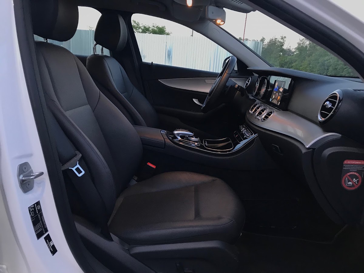 Mercedes E 200