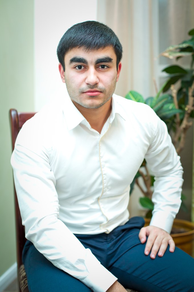 Карен Оганесян