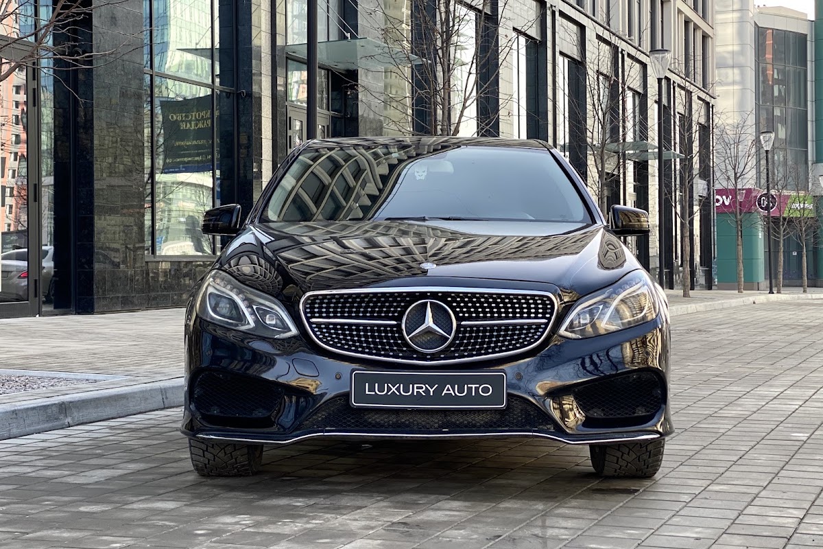 Mercedes Benz E class — кадр 4 из 13