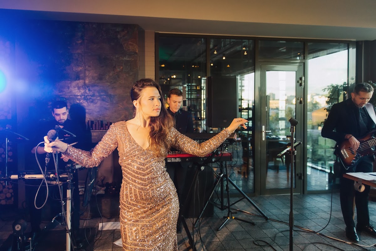 Кавер-группа на свадьбу Нижний Новгород Funkeys Music Band на камерном юбилее в Lobachevsky Plaza
