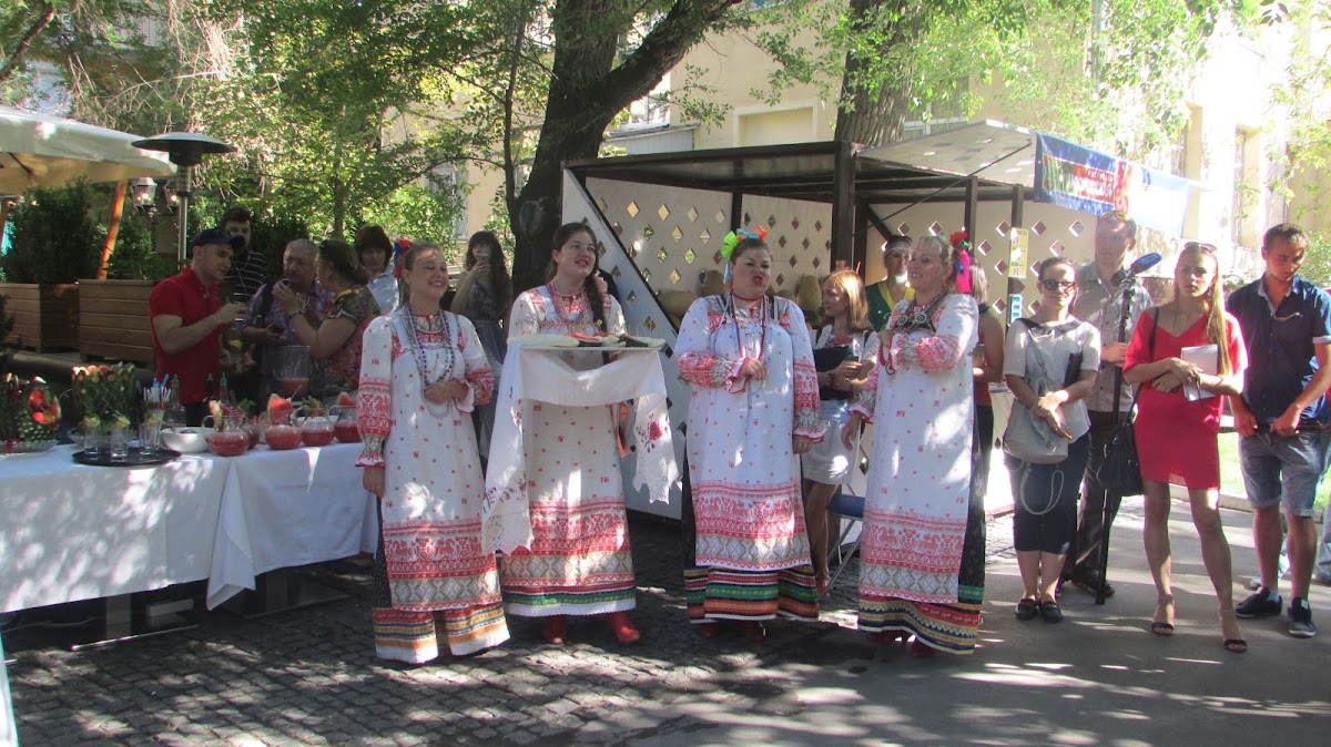 Свадьба в коттедже.