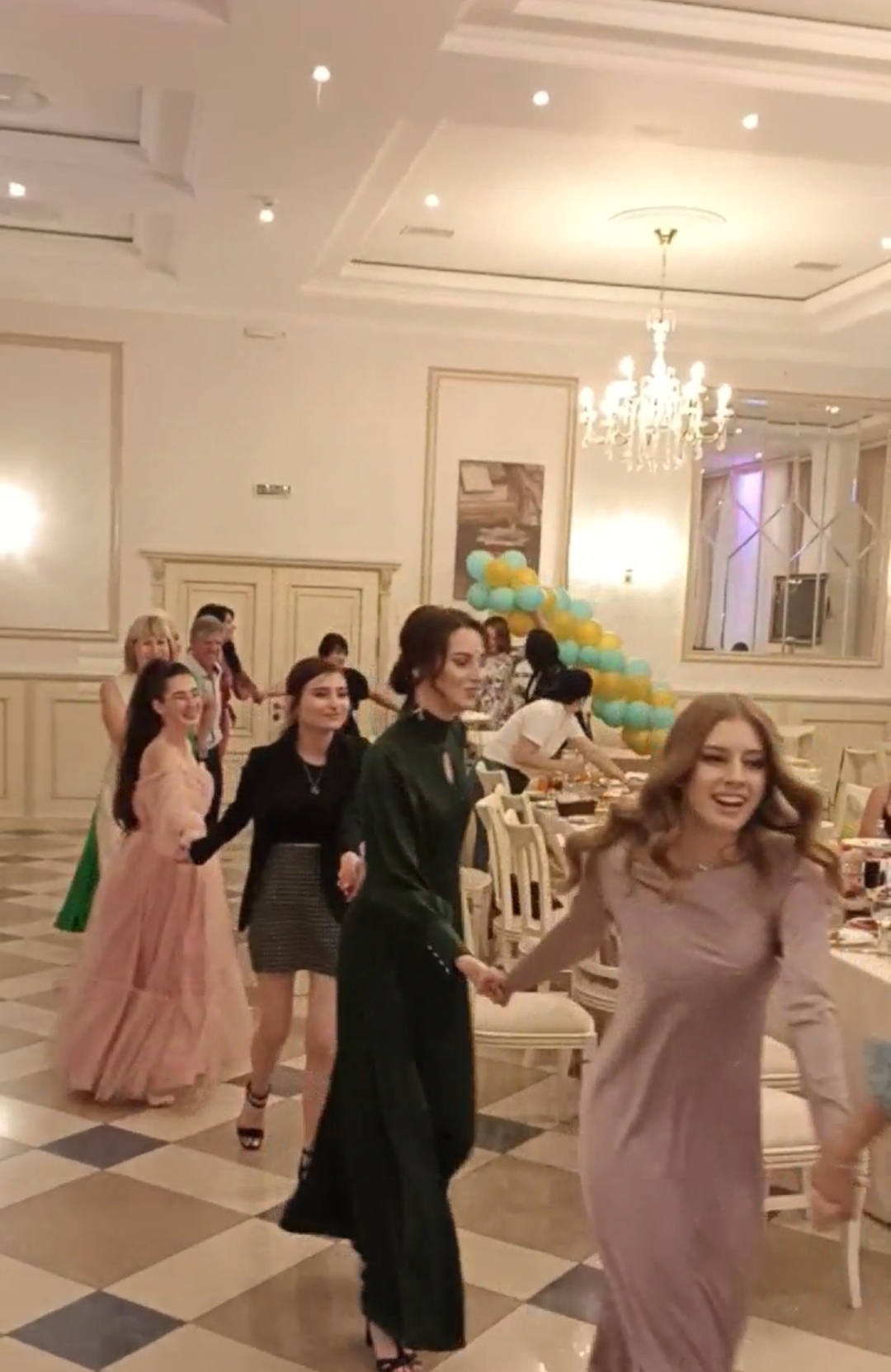 Выпускной Вечер