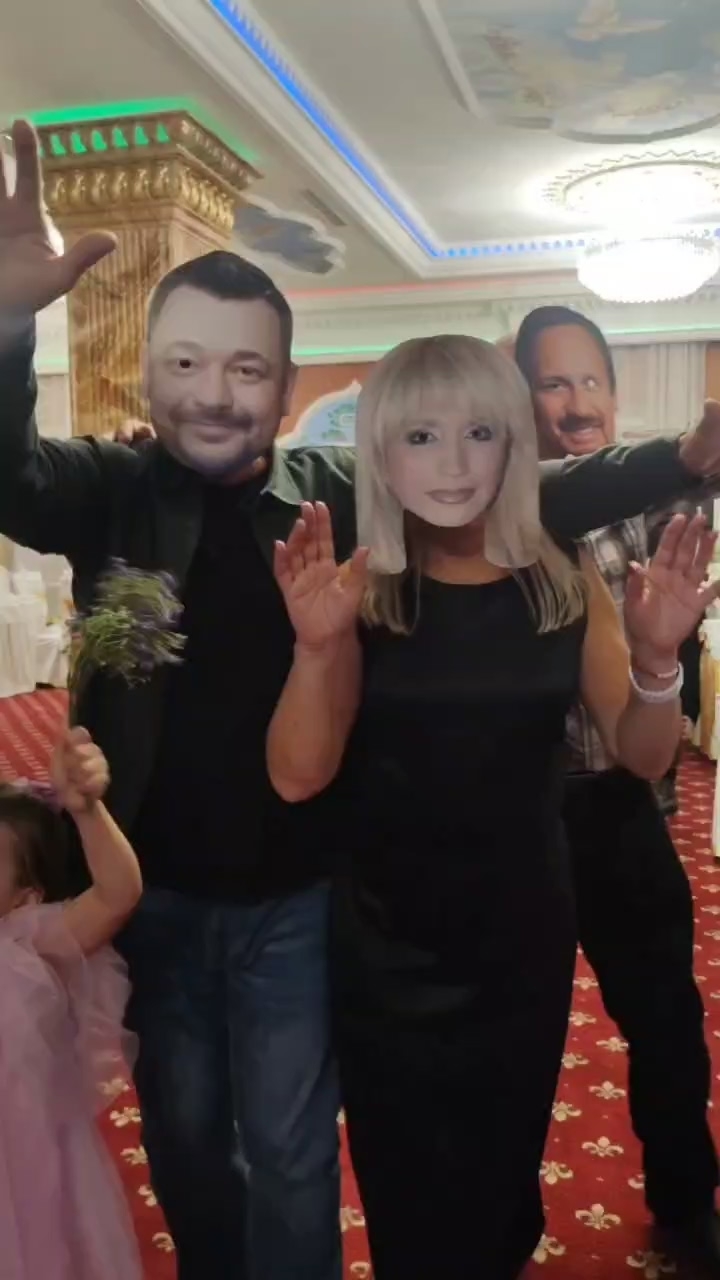 Фотографии