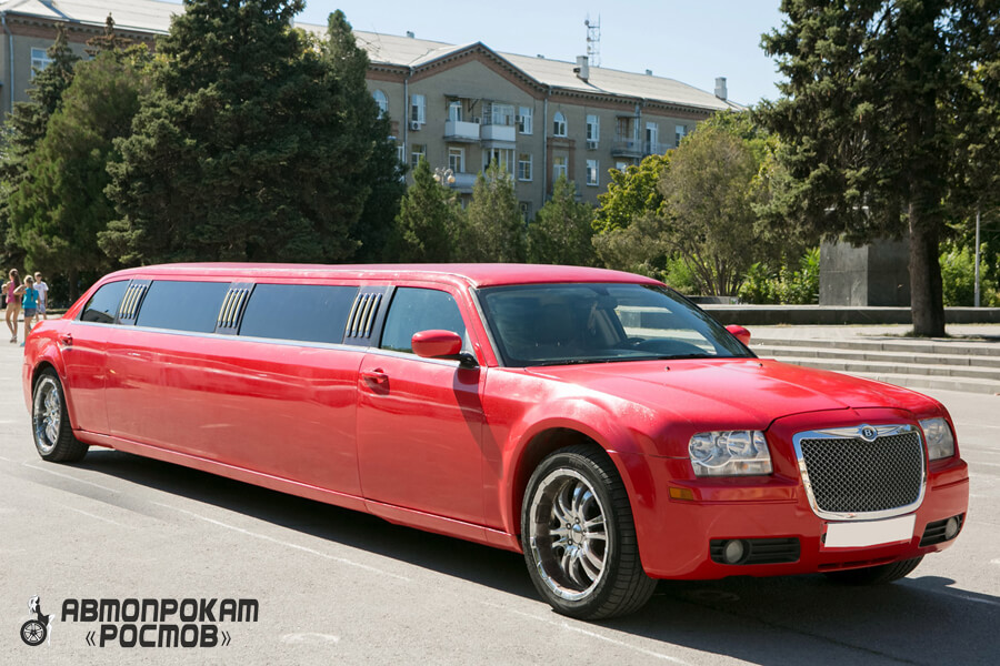 Лимузин Chrysler 300C RED