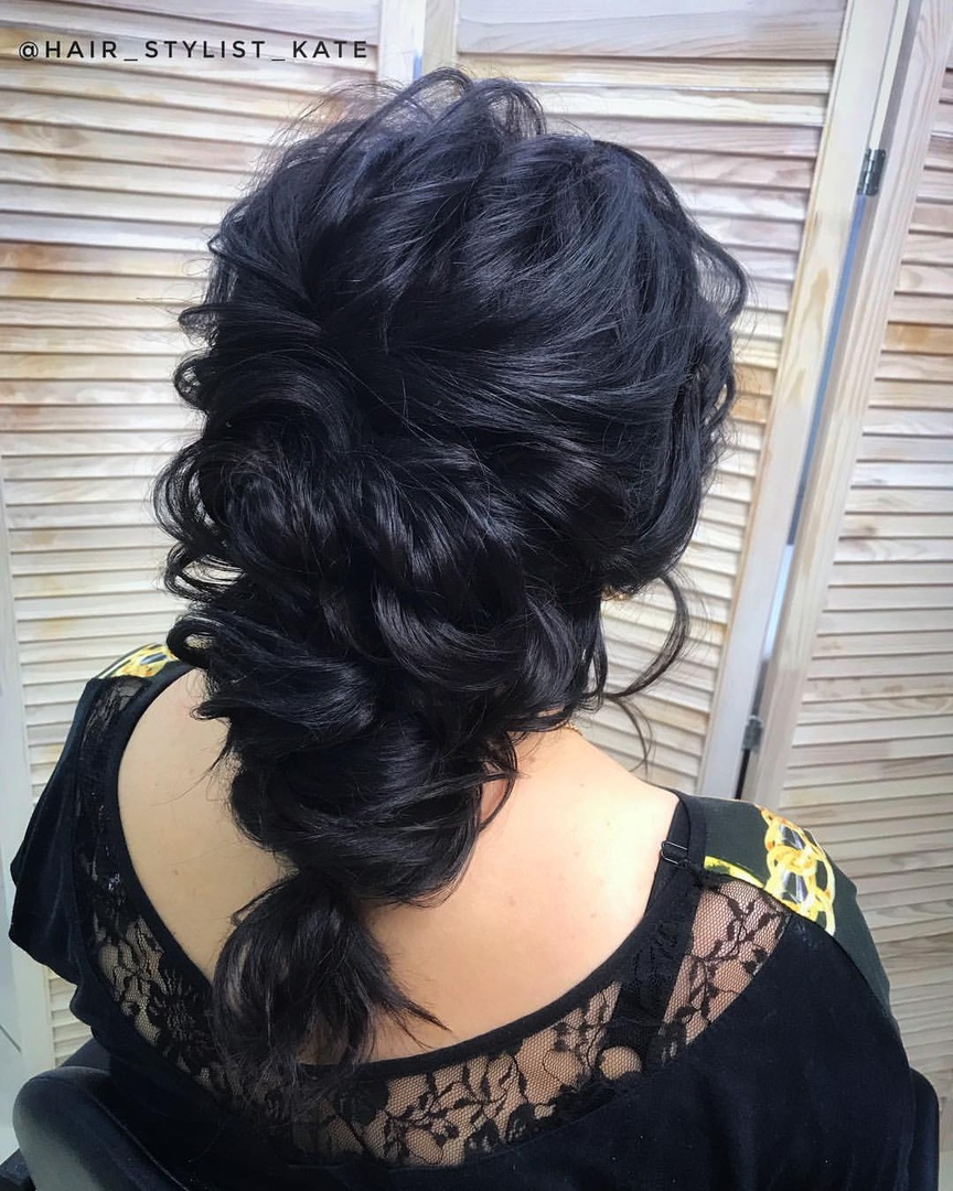 Instagram @hair_stylist_kate