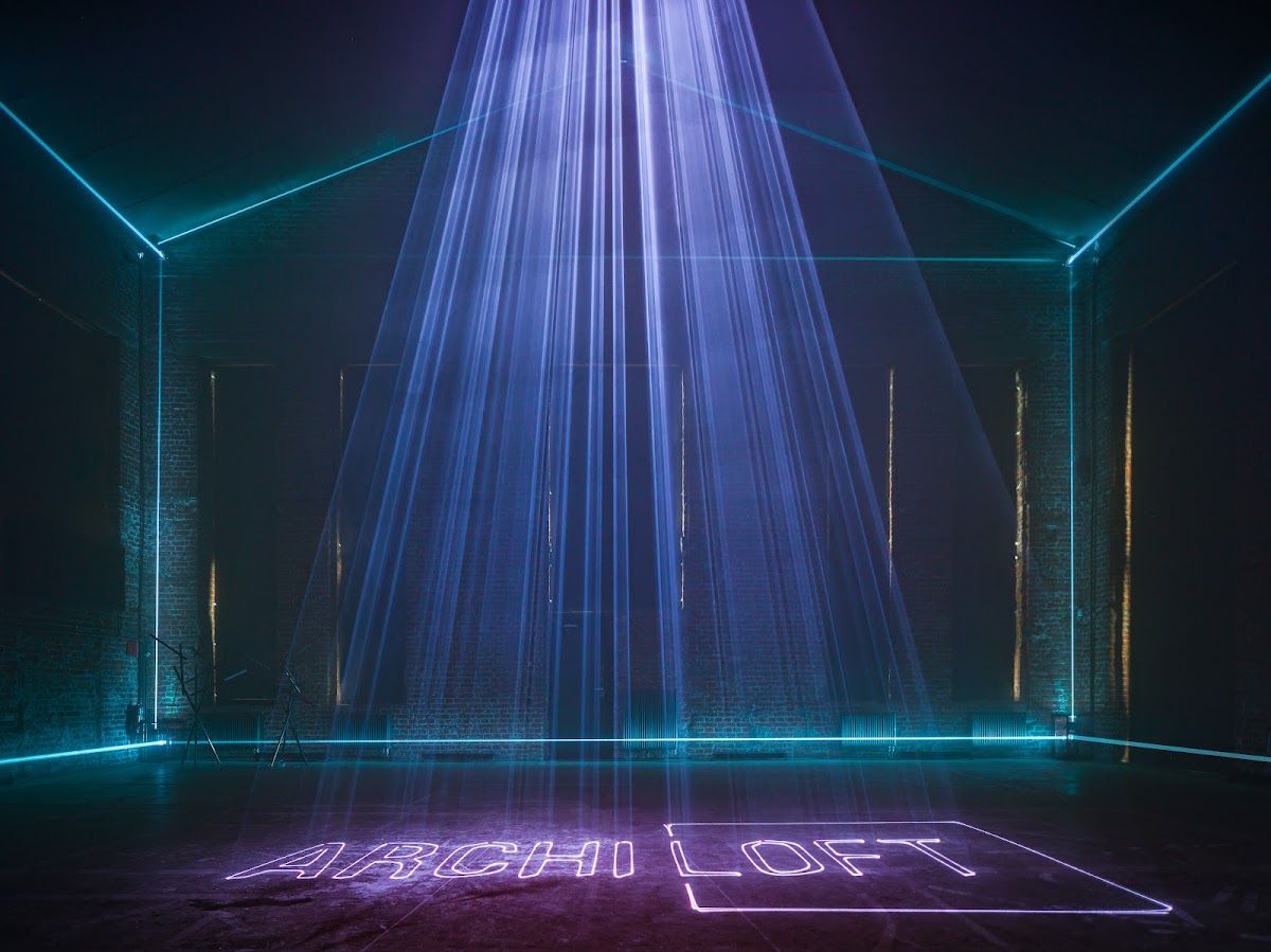 LASER SPACE