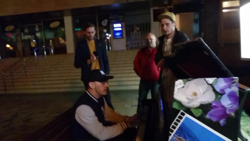 Видео