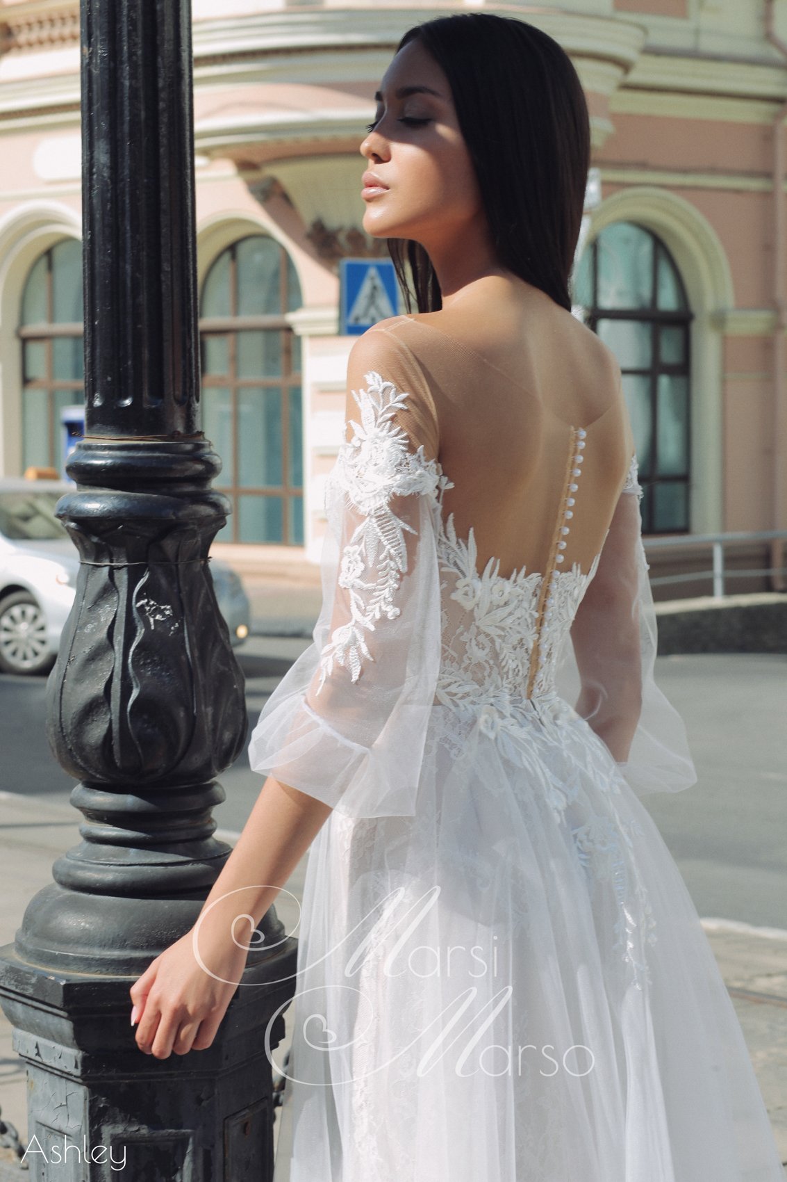 Ashley — кадр 3 из 5