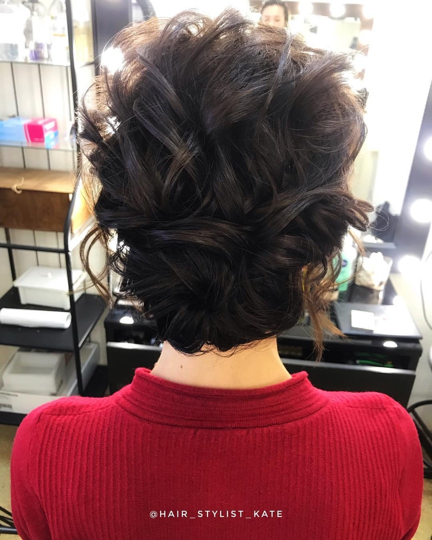 Instagram @hair_stylist_kate