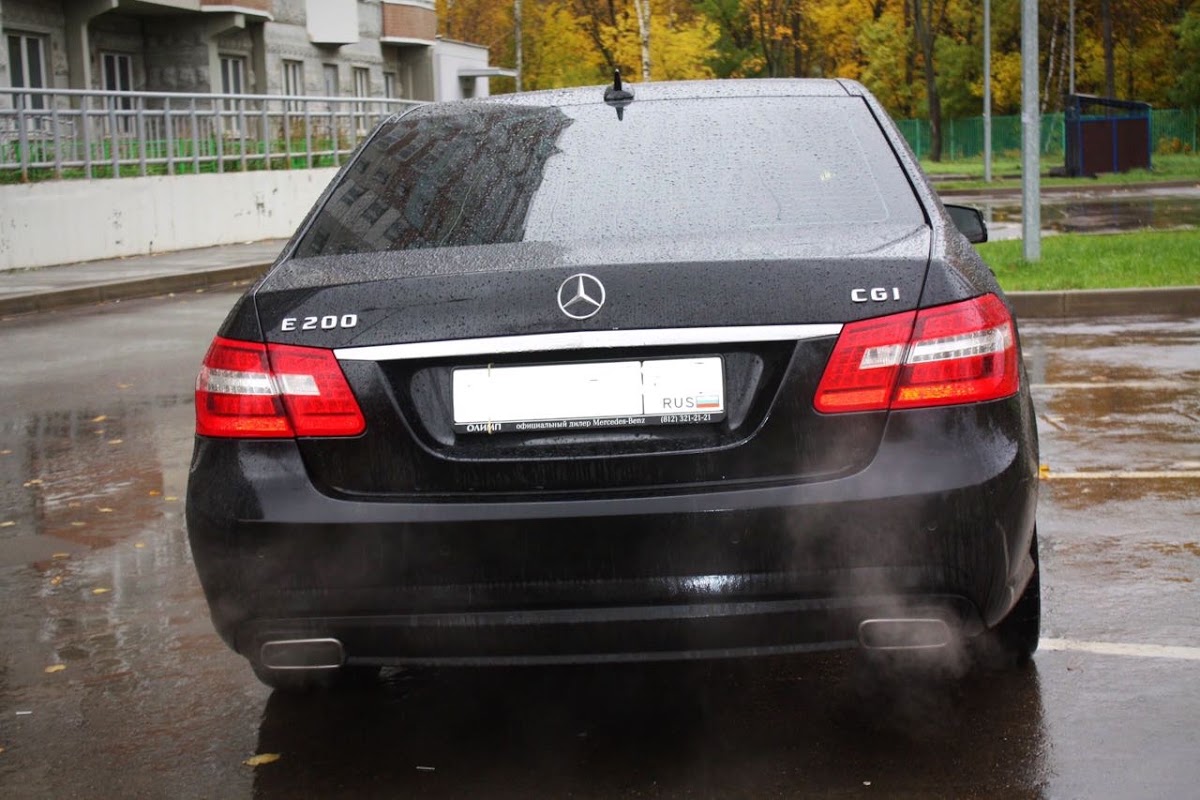 Mercedes-benz E200 AMG