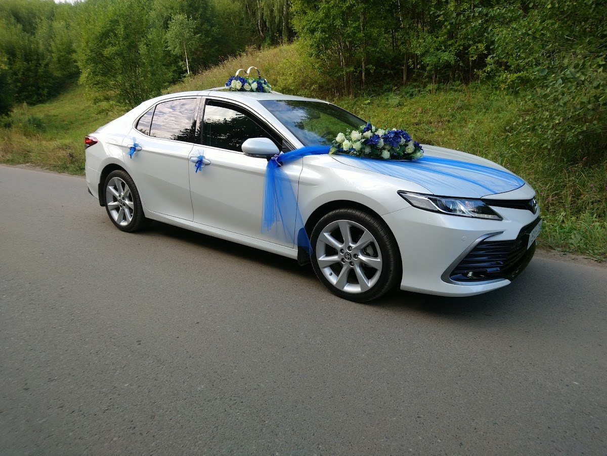 Toyota Camry — кадр 2 из 5