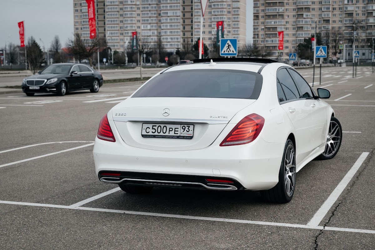 Mercedes-Benz S222 Long
