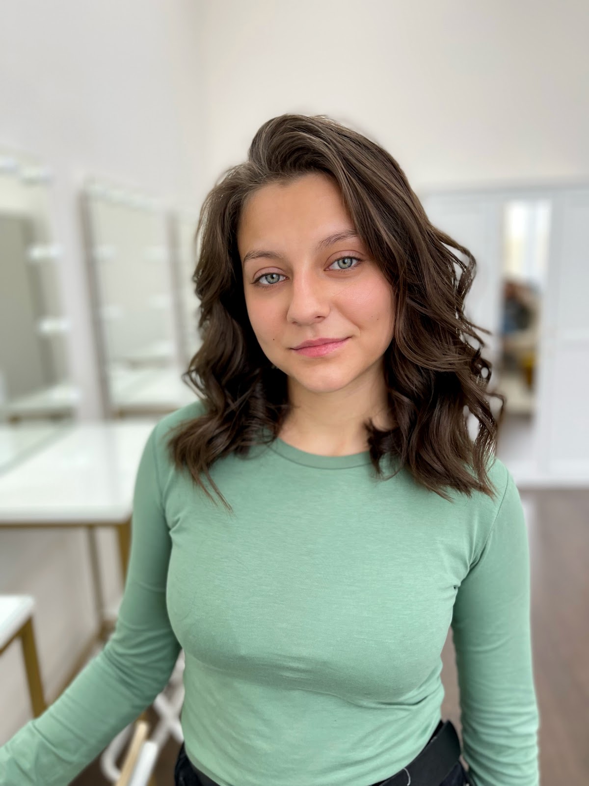 Макияж , укладки , прически ✨