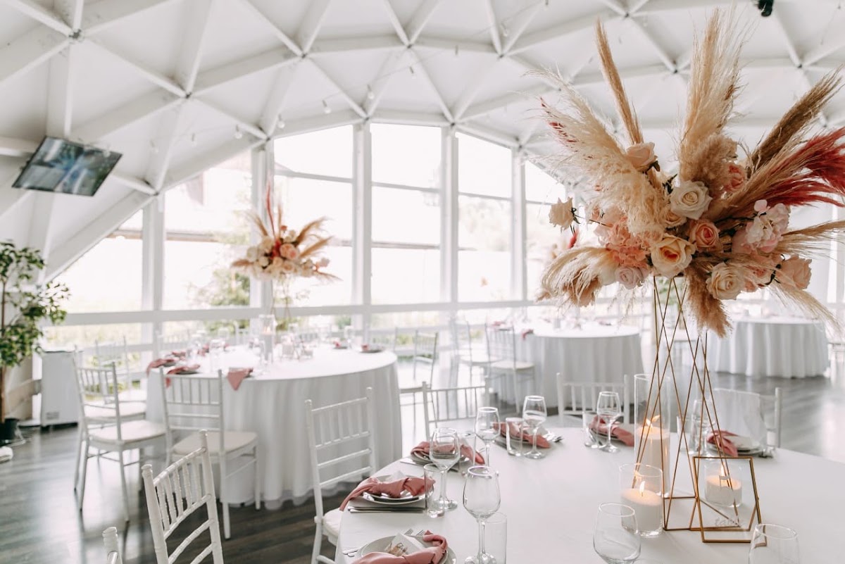 Diamond Wedding — кадр 2 из 20