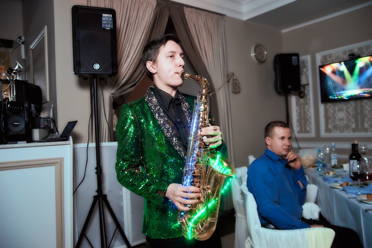 LED SAX в деле