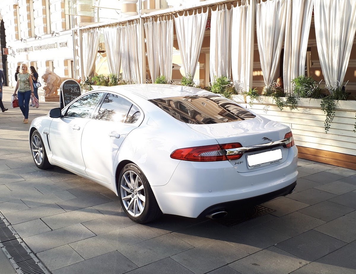 Jaguar XF — кадр 4 из 6