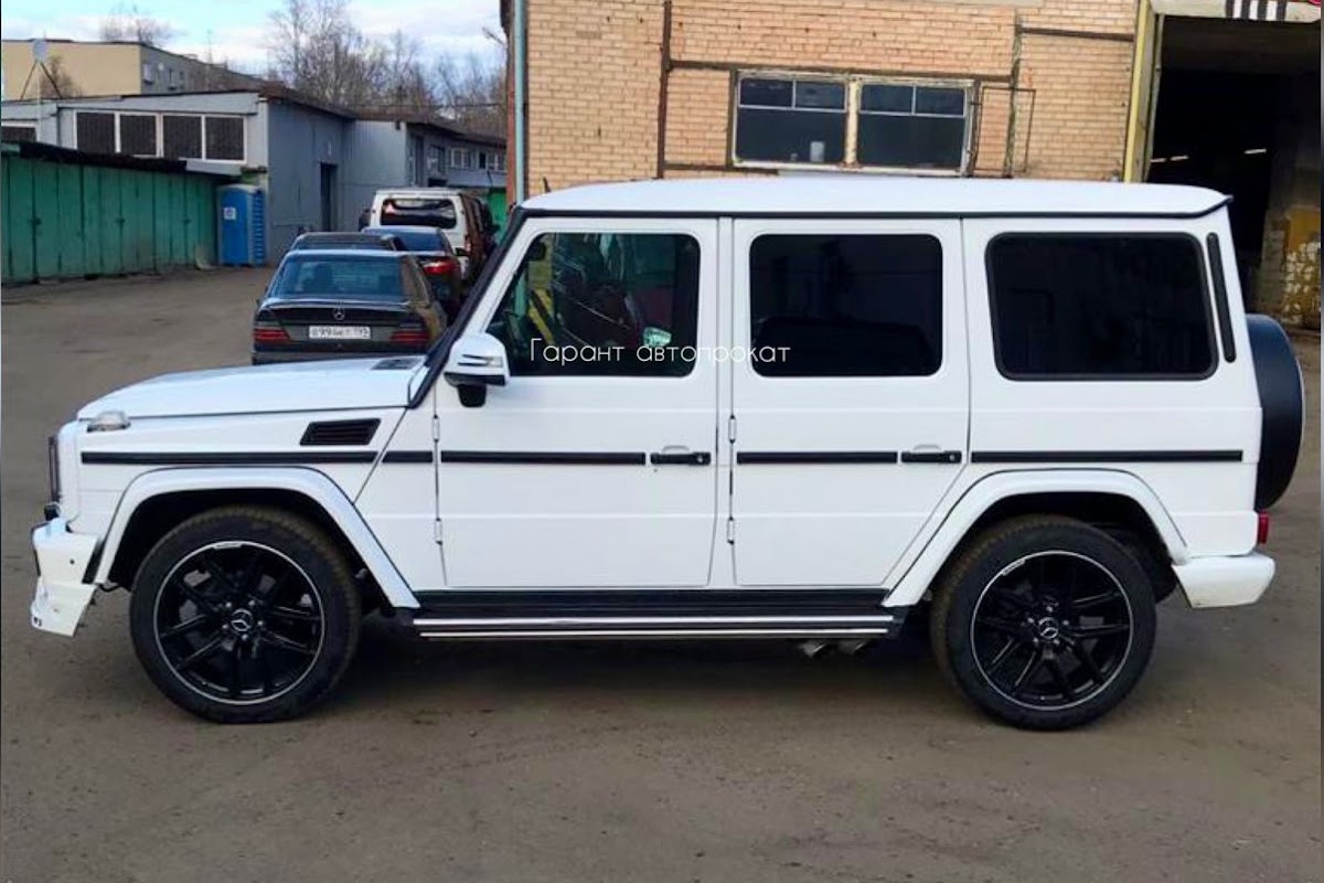 Mercedes Benz G-class