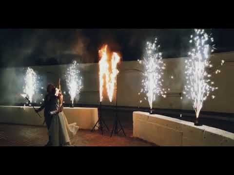 Горящие имена и сердца. Инсталляции.