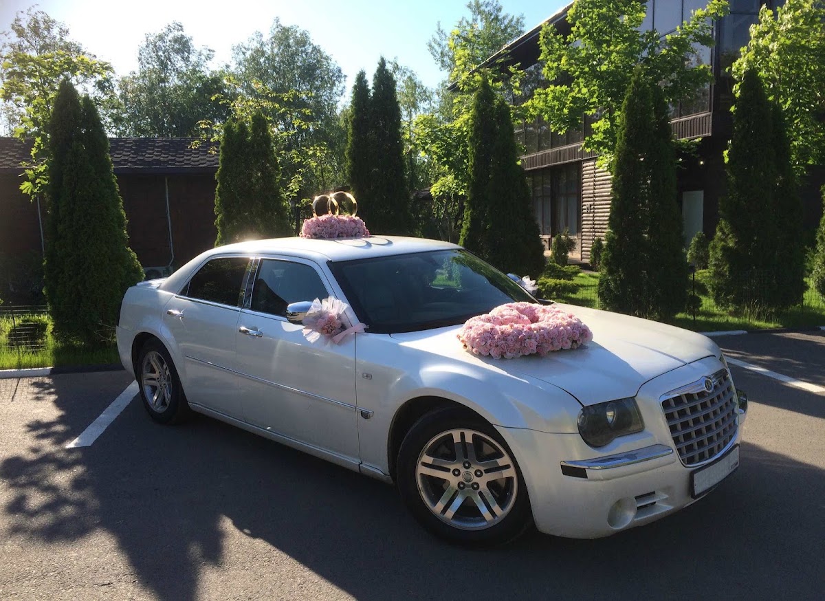 chrysler C300 перламутр — кадр 5 из 18