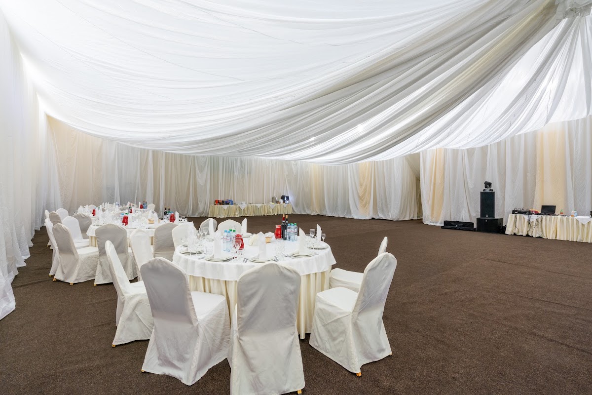 Банкетный зал «White Hall»