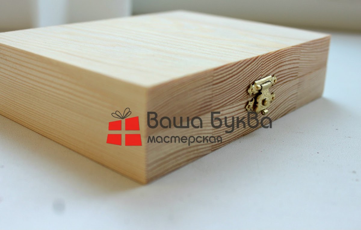 Шкатулки для колец и подарков
