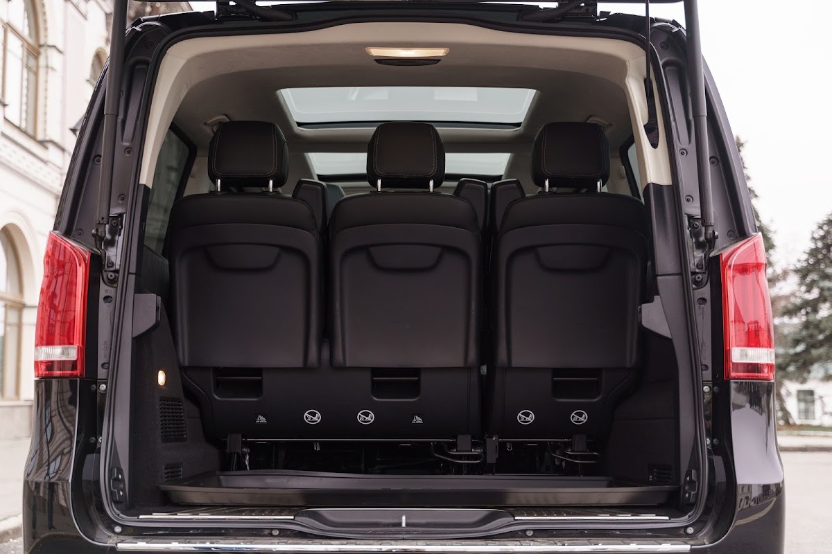 Mercedes V-class