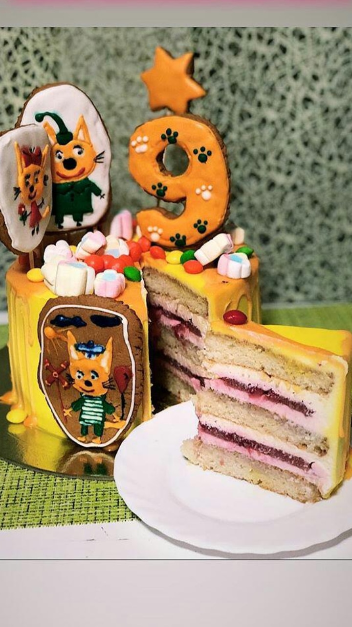 Торты,капкейки, кейкпопсы.