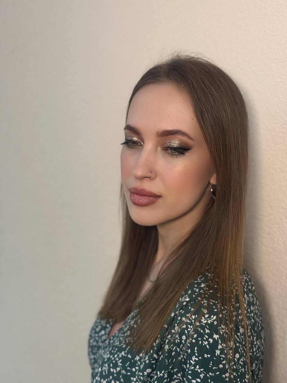 Макияж и прически разные