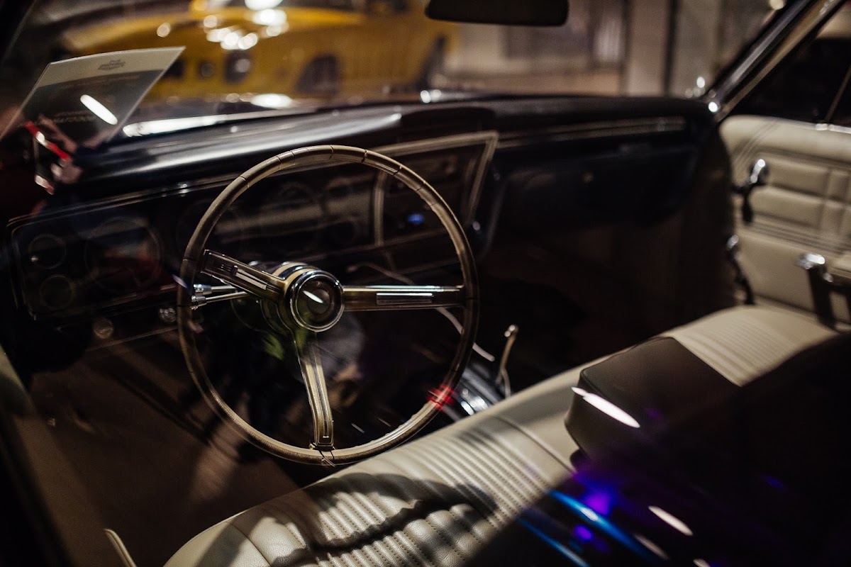 Ford deluxe shoebox — кадр 3 из 3