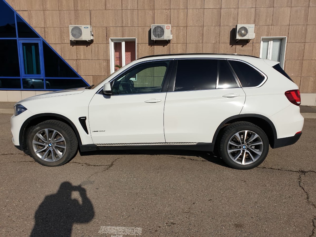 Bmw X5 — кадр 3 из 9