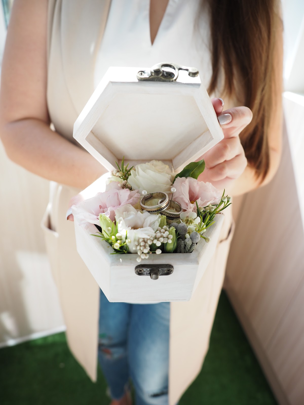 Коробочки для колец с живыми цветами