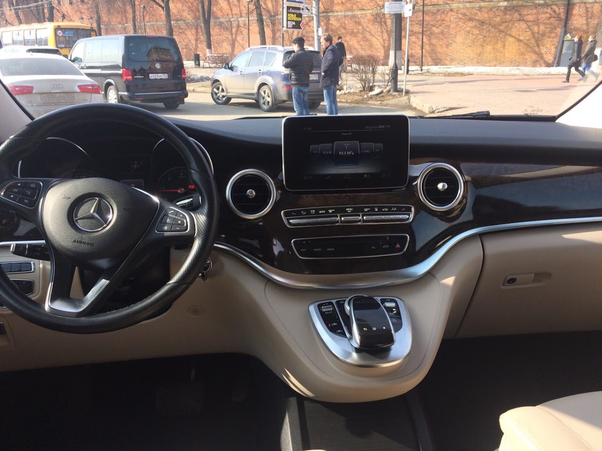 Mercedes-Benz V-Class — кадр 5 из 6