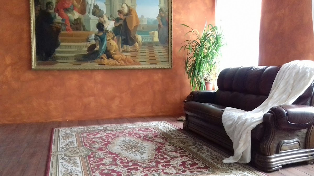 Зал ROOM WITH FIREPLACE