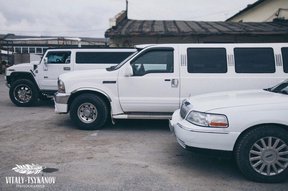 Ford Excursion — кадр 3 из 8
