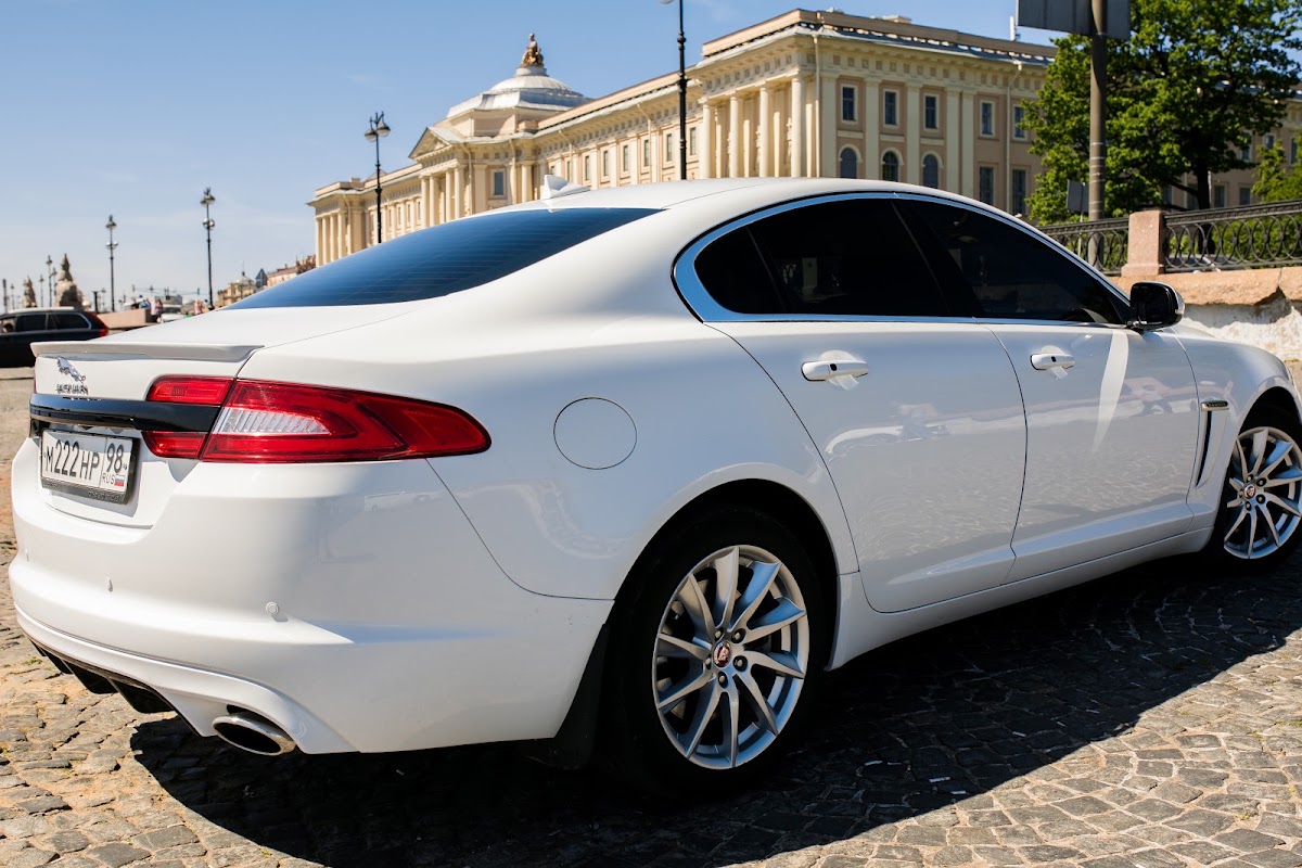 JAGUAR XF — кадр 3 из 11