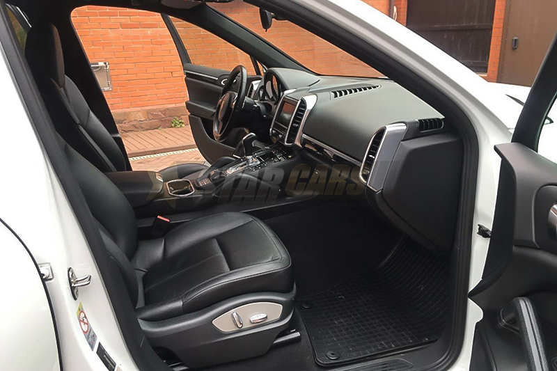 Porsche Cayenne — кадр 3 из 3