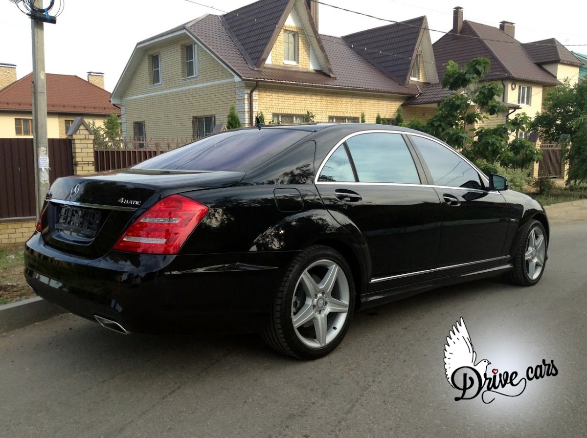 Mercedes-Benz S 221
